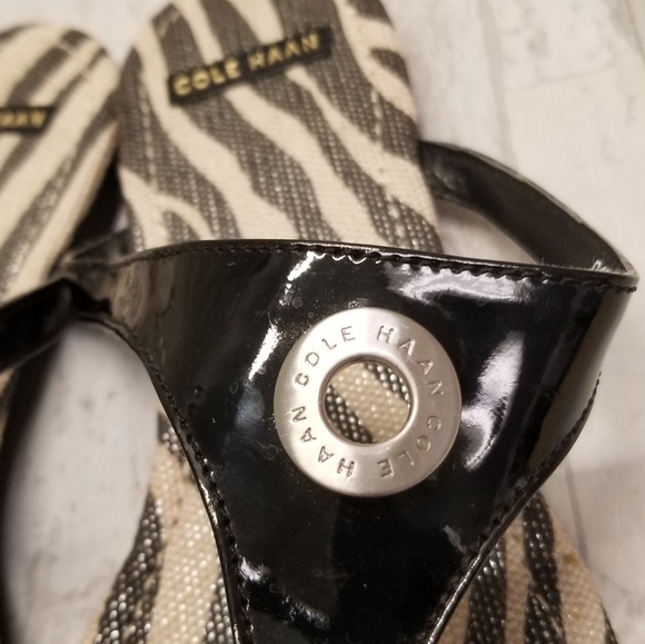 Cole Haan Zebra Stripe Flip Flops Size - Picture 4 of 5